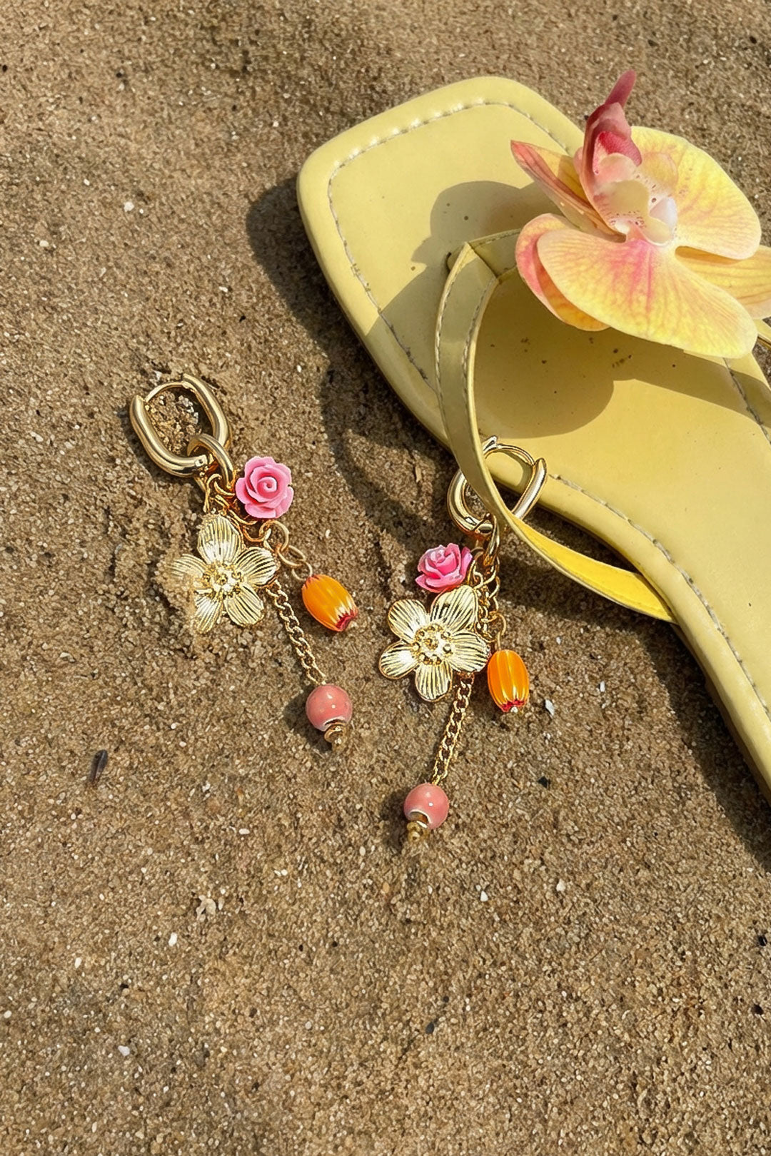Boucles d'oreilles pendantes en acier inoxydable, motif floral, collection romantique décontractée pour le quotidien, bijoux pour femmes