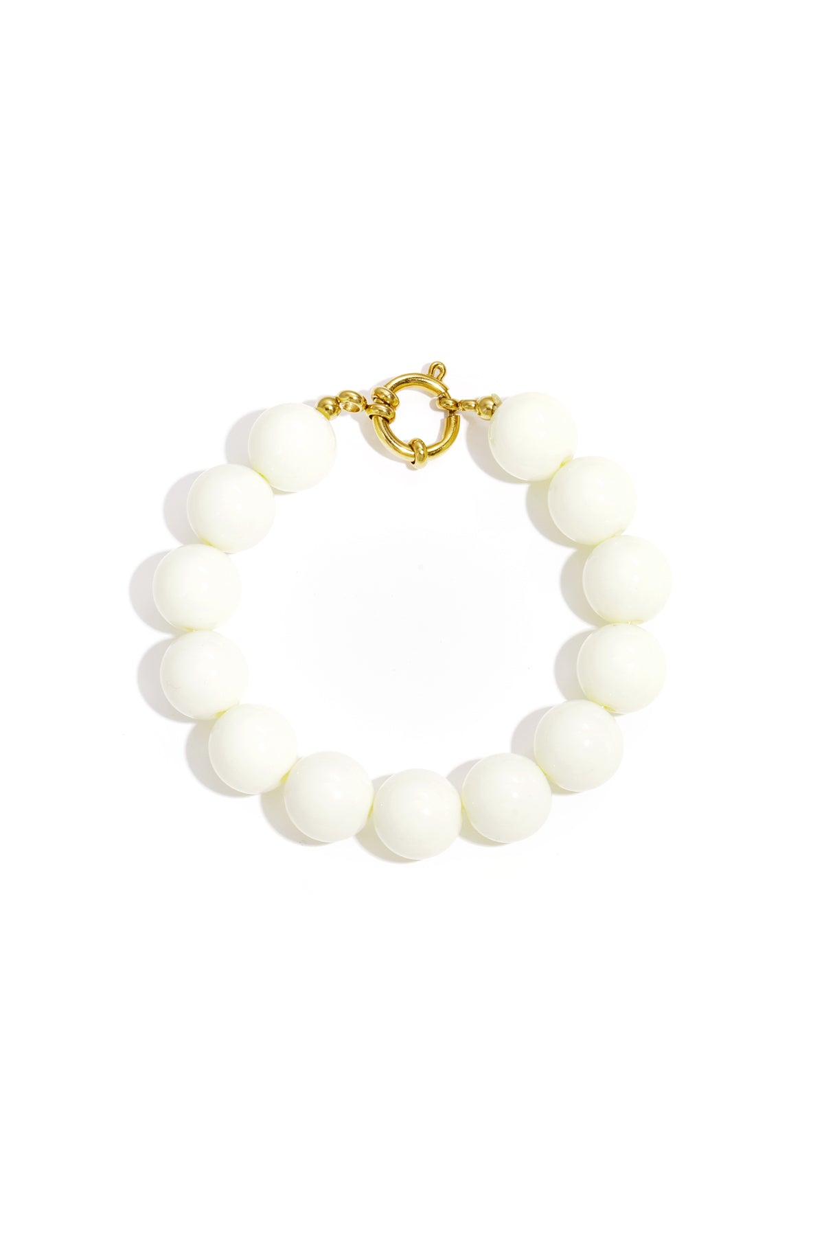 Bracelet à grosses perles et fermeture avant